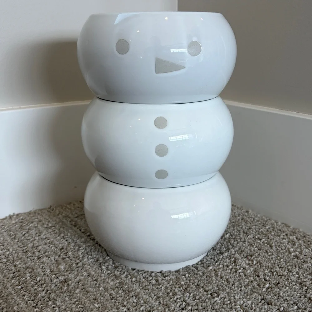 CRATE & BARREL 3PC. SNOWMAN STACKABLE BOWL SET. Great for dips, candy, etc.
